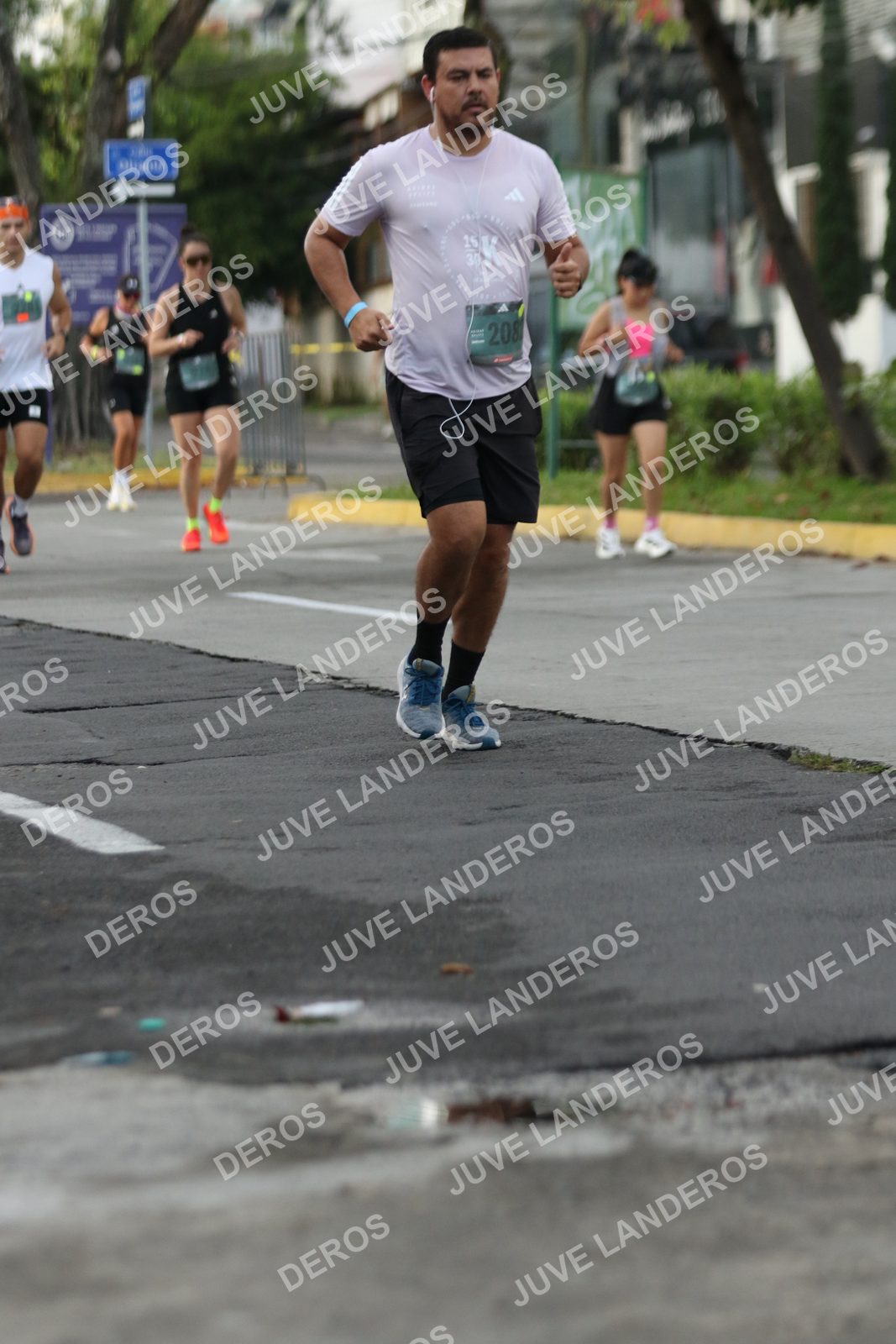 Foto de ADIDAS SPLITS GUADALAJARA 15K / 30K en Av. San Ignacio esquina Av. Ignacio L. Vallarta, Zapopan a las 07:02 · dorsal 208, 16
