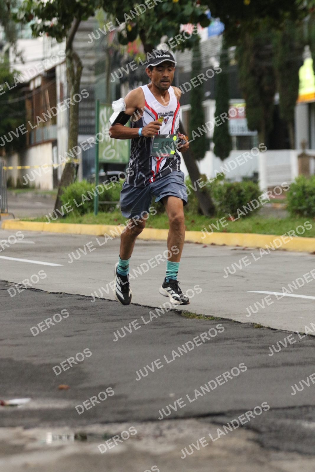 Foto de ADIDAS SPLITS GUADALAJARA 15K / 30K en Av. San Ignacio esquina Av. Ignacio L. Vallarta, Zapopan a las 06:50 · dorsal 182