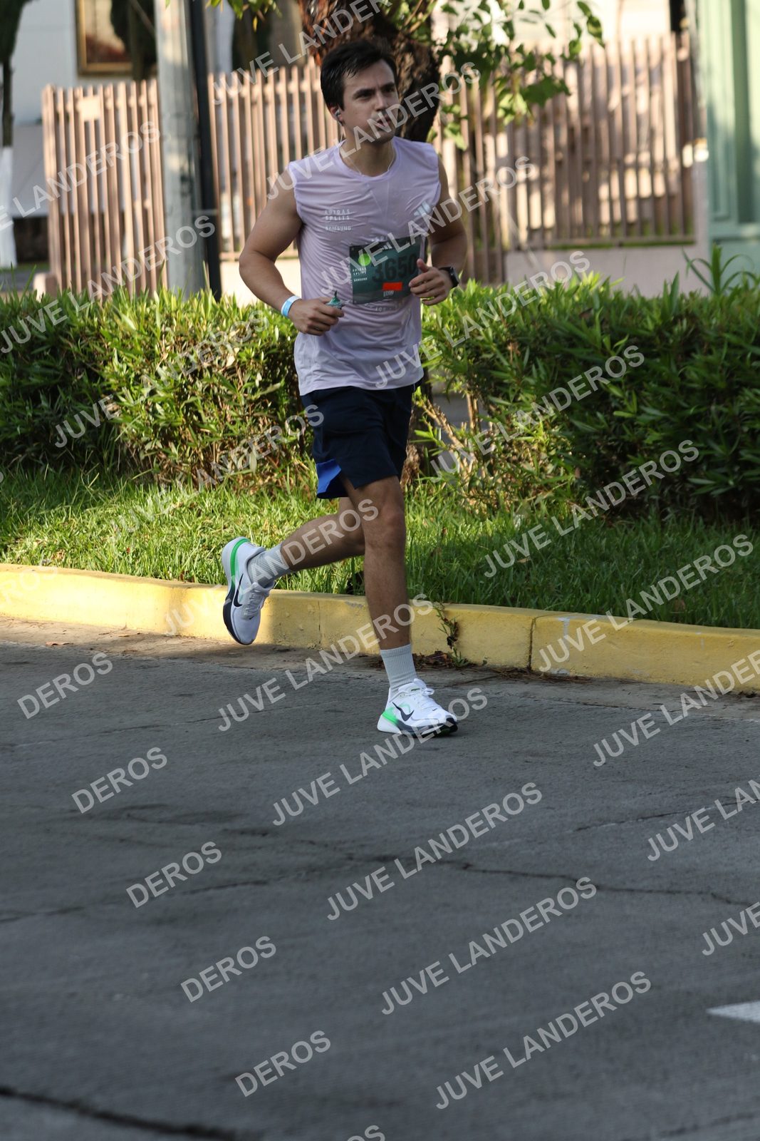 Foto de ADIDAS SPLITS GUADALAJARA 15K / 30K en Av. San Ignacio esquina Av. Ignacio L. Vallarta, Zapopan a las 08:11 · dorsal 3650