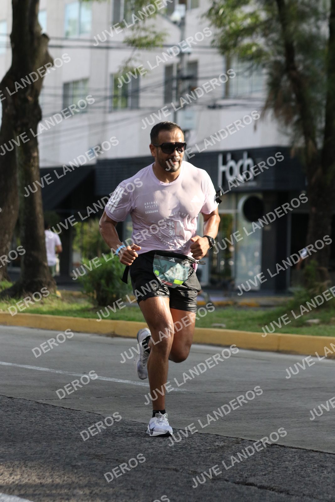Foto de ADIDAS SPLITS GUADALAJARA 15K / 30K en Av. San Ignacio esquina Av. Ignacio L. Vallarta, Zapopan a las 08:42 · dorsal 30