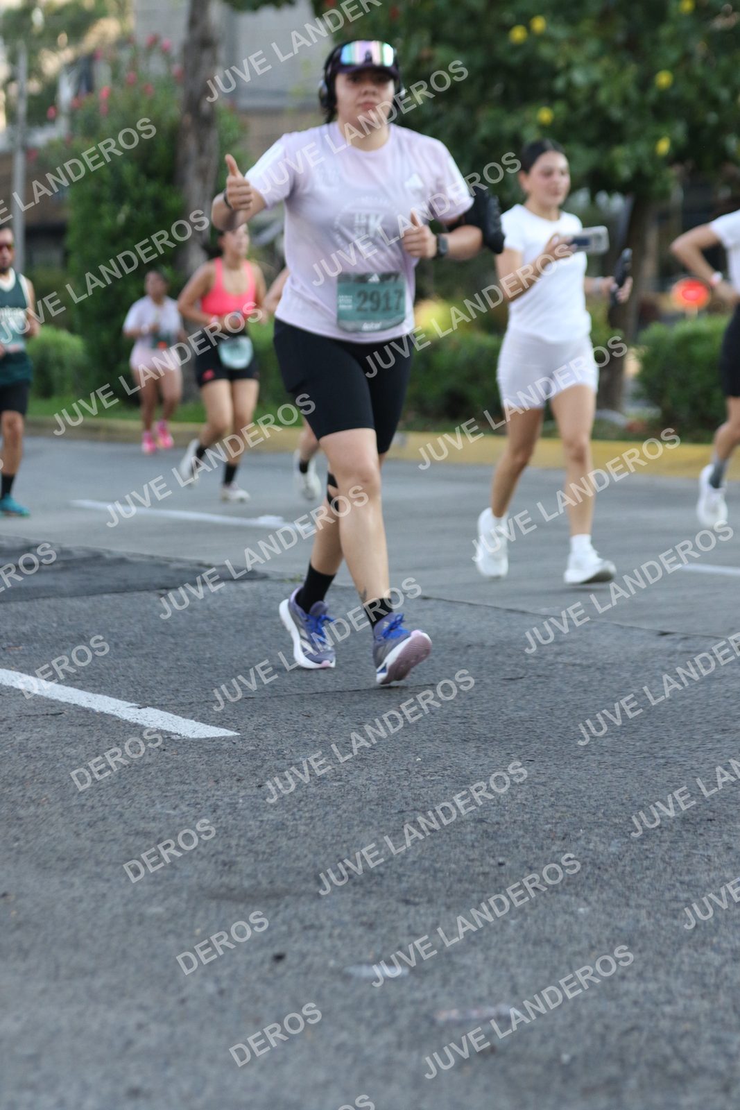 Foto de ADIDAS SPLITS GUADALAJARA 15K / 30K en Av. San Ignacio esquina Av. Ignacio L. Vallarta, Zapopan a las 07:39 · dorsal 2917