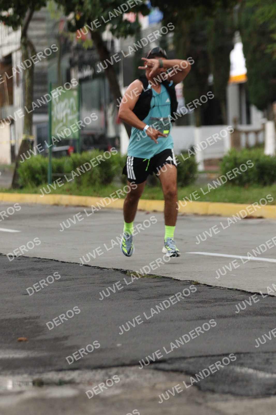 Foto de ADIDAS SPLITS GUADALAJARA 15K / 30K en Av. San Ignacio esquina Av. Ignacio L. Vallarta, Zapopan a las 06:52 · dorsal 1865
