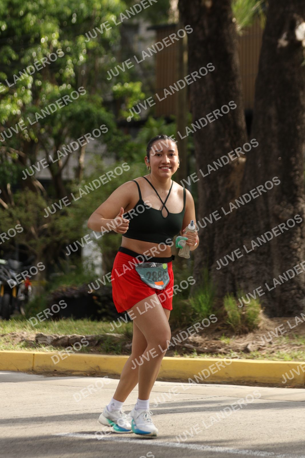 Foto de ADIDAS SPLITS GUADALAJARA 15K / 30K en Av. San Ignacio esquina Av. Ignacio L. Vallarta, Zapopan a las 09:11 · dorsal 2886