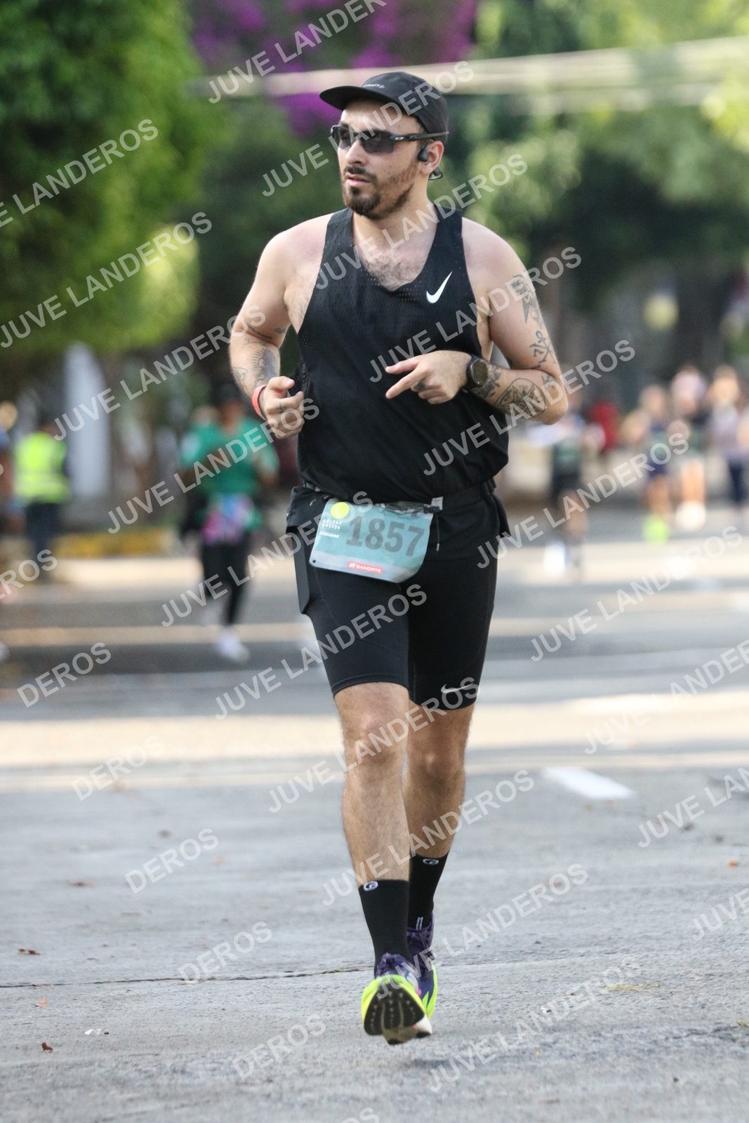 Foto de ADIDAS SPLITS GUADALAJARA 15K / 30K en Av. San Ignacio esquina Av. Ignacio L. Vallarta, Zapopan a las 08:29 · dorsal 1857