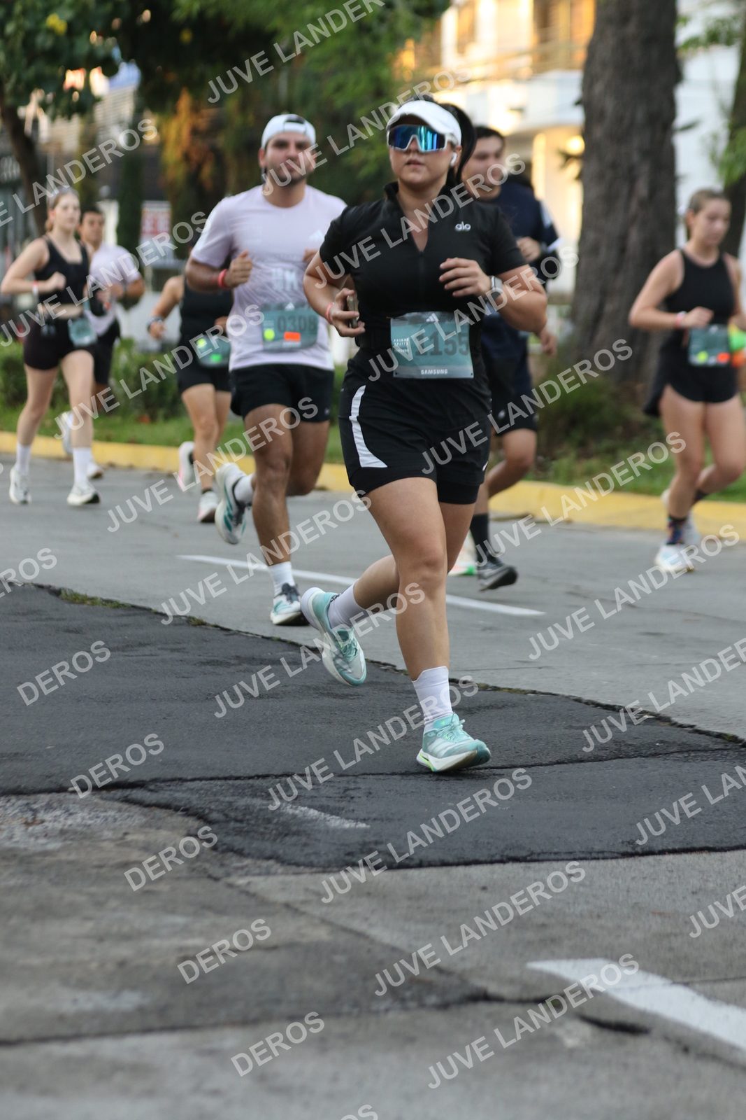 Foto de ADIDAS SPLITS GUADALAJARA 15K / 30K en Av. San Ignacio esquina Av. Ignacio L. Vallarta, Zapopan a las 07:07 · dorsal 1155, 308