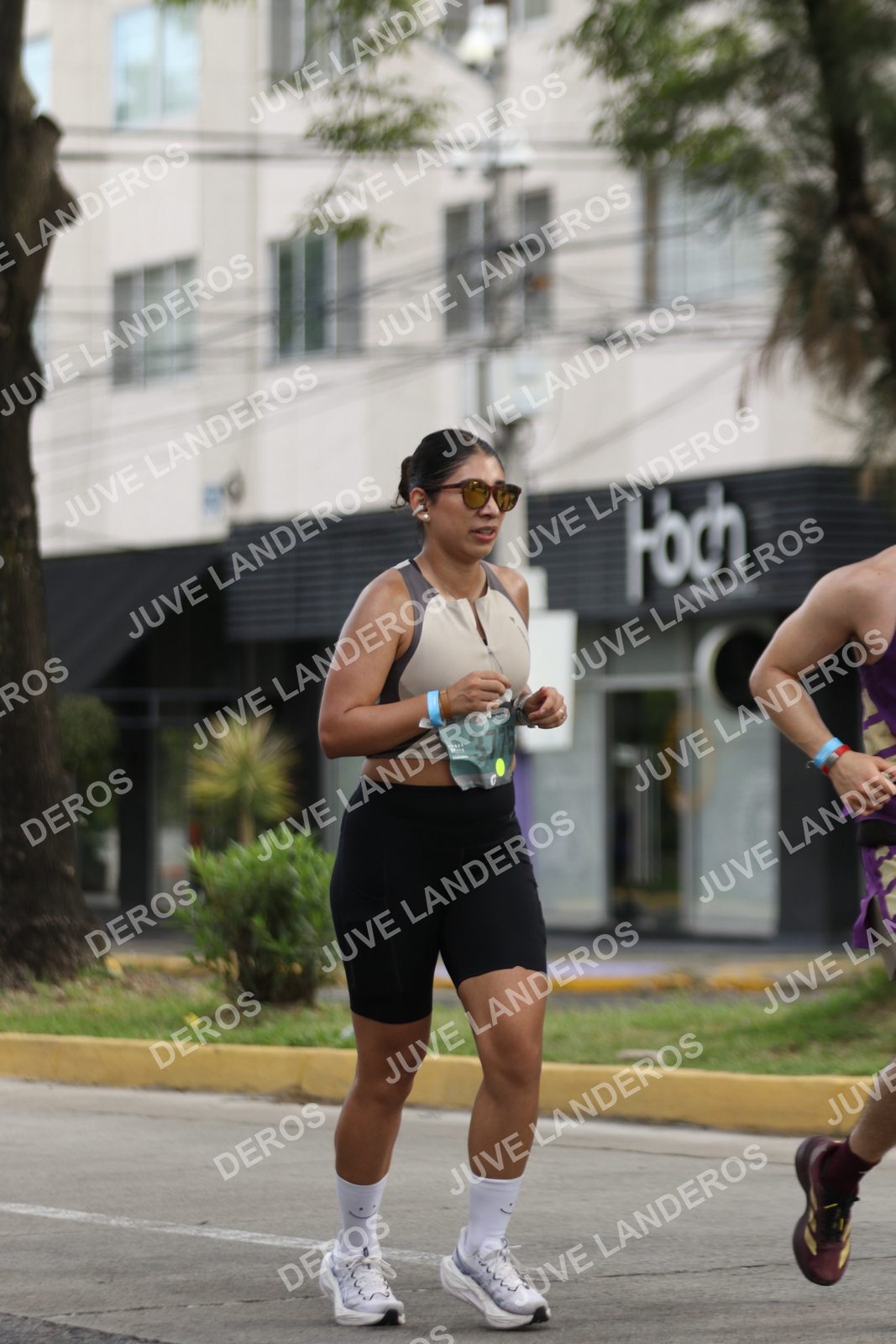 Foto de ADIDAS SPLITS GUADALAJARA 15K / 30K en Av. San Ignacio esquina Av. Ignacio L. Vallarta, Zapopan a las 09:07 · dorsal 37