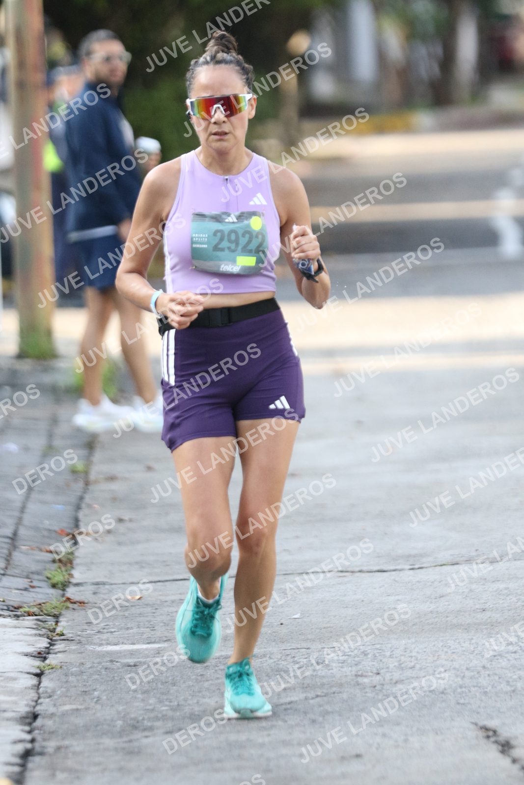 Foto de ADIDAS SPLITS GUADALAJARA 15K / 30K en Av. San Ignacio esquina Av. Ignacio L. Vallarta, Zapopan a las 08:18 · dorsal 2922