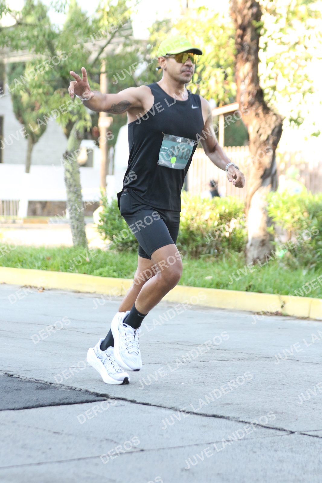 Foto de ADIDAS SPLITS GUADALAJARA 15K / 30K en Av. San Ignacio esquina Av. Ignacio L. Vallarta, Zapopan a las 07:59 · dorsal 3718