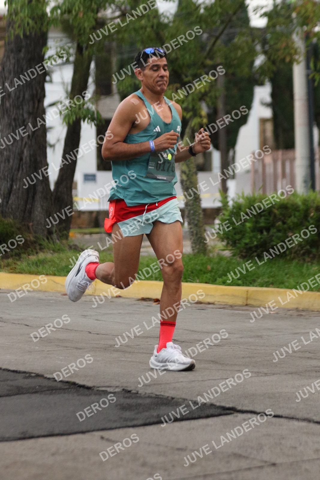Foto de ADIDAS SPLITS GUADALAJARA 15K / 30K en Av. San Ignacio esquina Av. Ignacio L. Vallarta, Zapopan a las 06:48 · dorsal 176