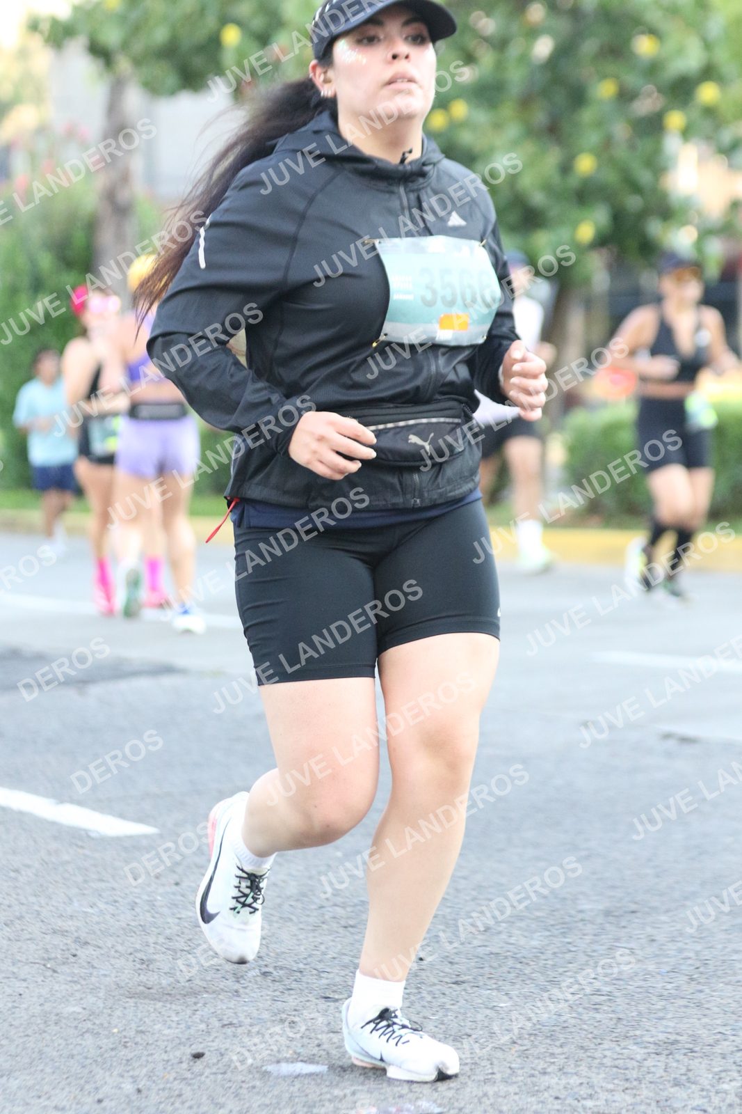 Foto de ADIDAS SPLITS GUADALAJARA 15K / 30K en Av. San Ignacio esquina Av. Ignacio L. Vallarta, Zapopan a las 07:37 · dorsal 3566