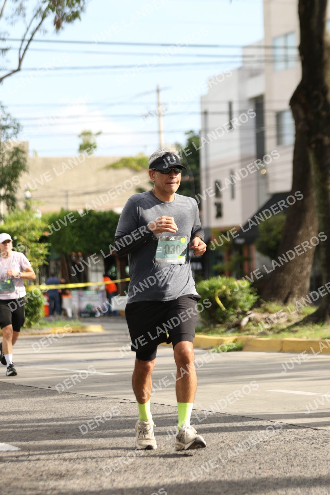 Foto de ADIDAS SPLITS GUADALAJARA 15K / 30K en Av. San Ignacio esquina Av. Ignacio L. Vallarta, Zapopan a las 09:13 · dorsal 306