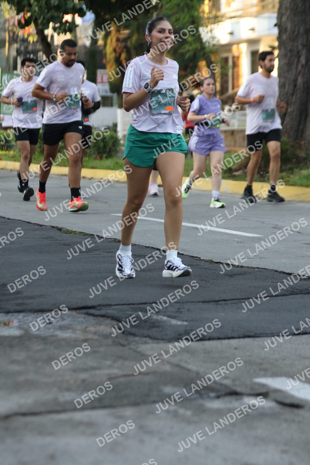 Foto de ADIDAS SPLITS GUADALAJARA 15K / 30K en Av. San Ignacio esquina Av. Ignacio L. Vallarta, Zapopan a las 07:14 · dorsal 2908