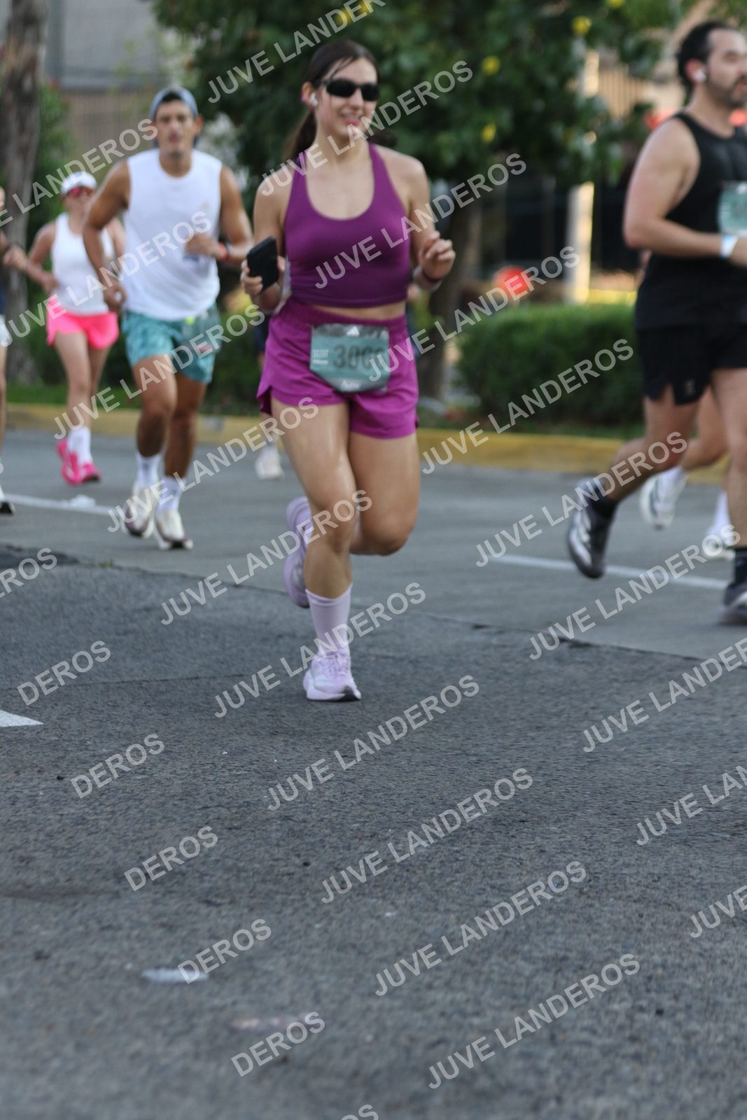 Foto de ADIDAS SPLITS GUADALAJARA 15K / 30K en Av. San Ignacio esquina Av. Ignacio L. Vallarta, Zapopan a las 07:34 · dorsal 3066