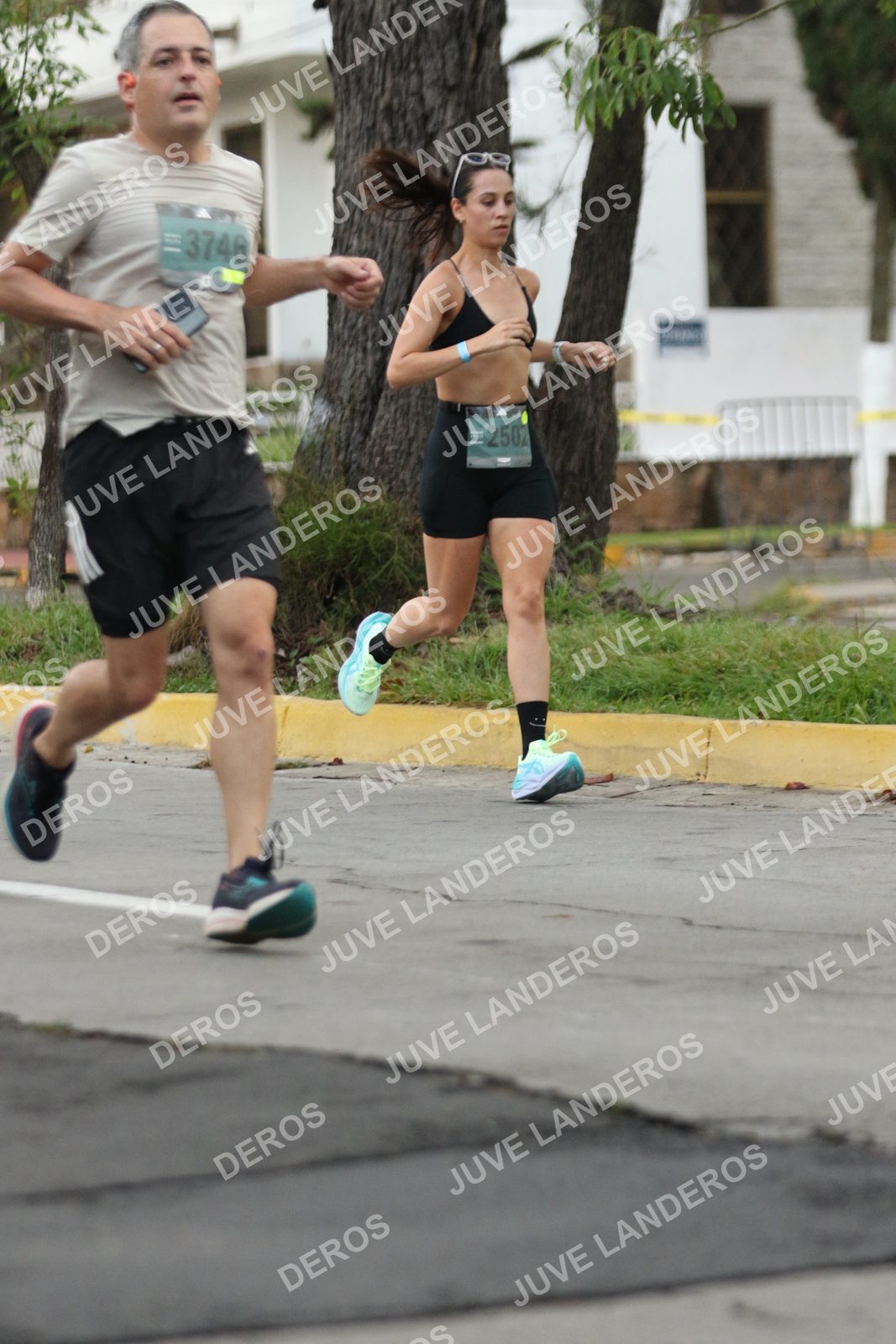 Foto de ADIDAS SPLITS GUADALAJARA 15K / 30K en Av. San Ignacio esquina Av. Ignacio L. Vallarta, Zapopan a las 06:55 · dorsal 2502, 3746