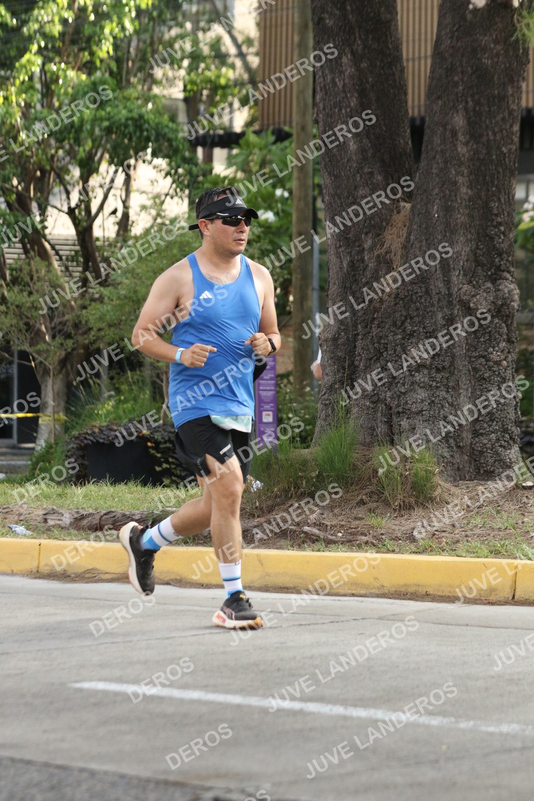 Foto de ADIDAS SPLITS GUADALAJARA 15K / 30K en Av. San Ignacio esquina Av. Ignacio L. Vallarta, Zapopan a las 08:38