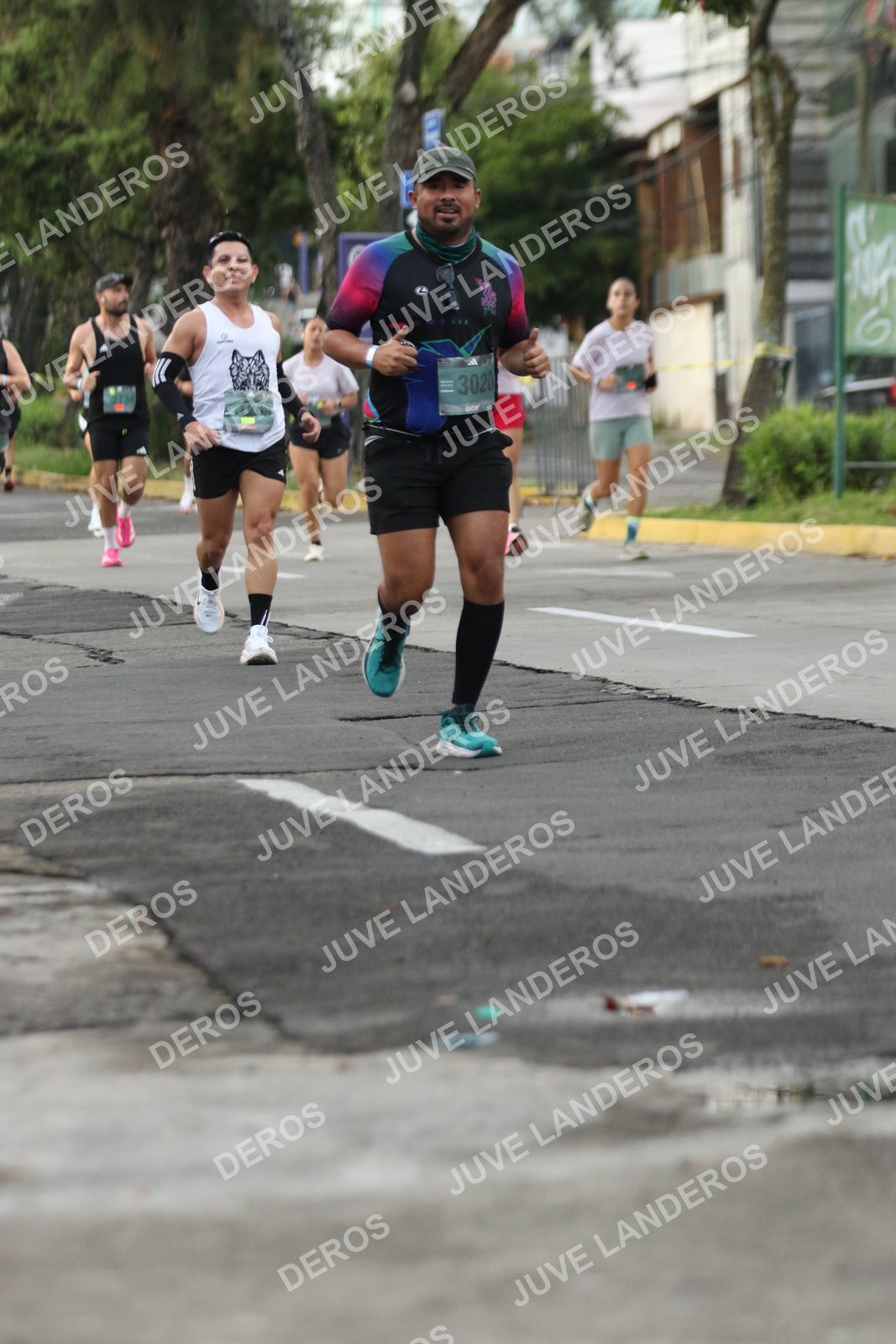 Foto de ADIDAS SPLITS GUADALAJARA 15K / 30K en Av. San Ignacio esquina Av. Ignacio L. Vallarta, Zapopan a las 07:00 · dorsal 3020