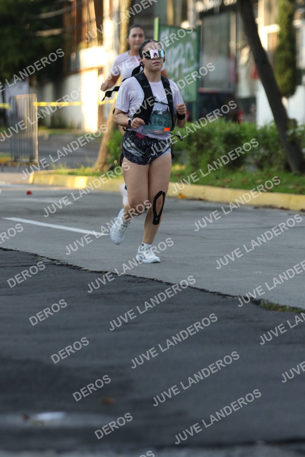 Foto de ADIDAS SPLITS GUADALAJARA 15K / 30K en Av. San Ignacio esquina Av. Ignacio L. Vallarta, Zapopan a las 07:24 · dorsal 1676