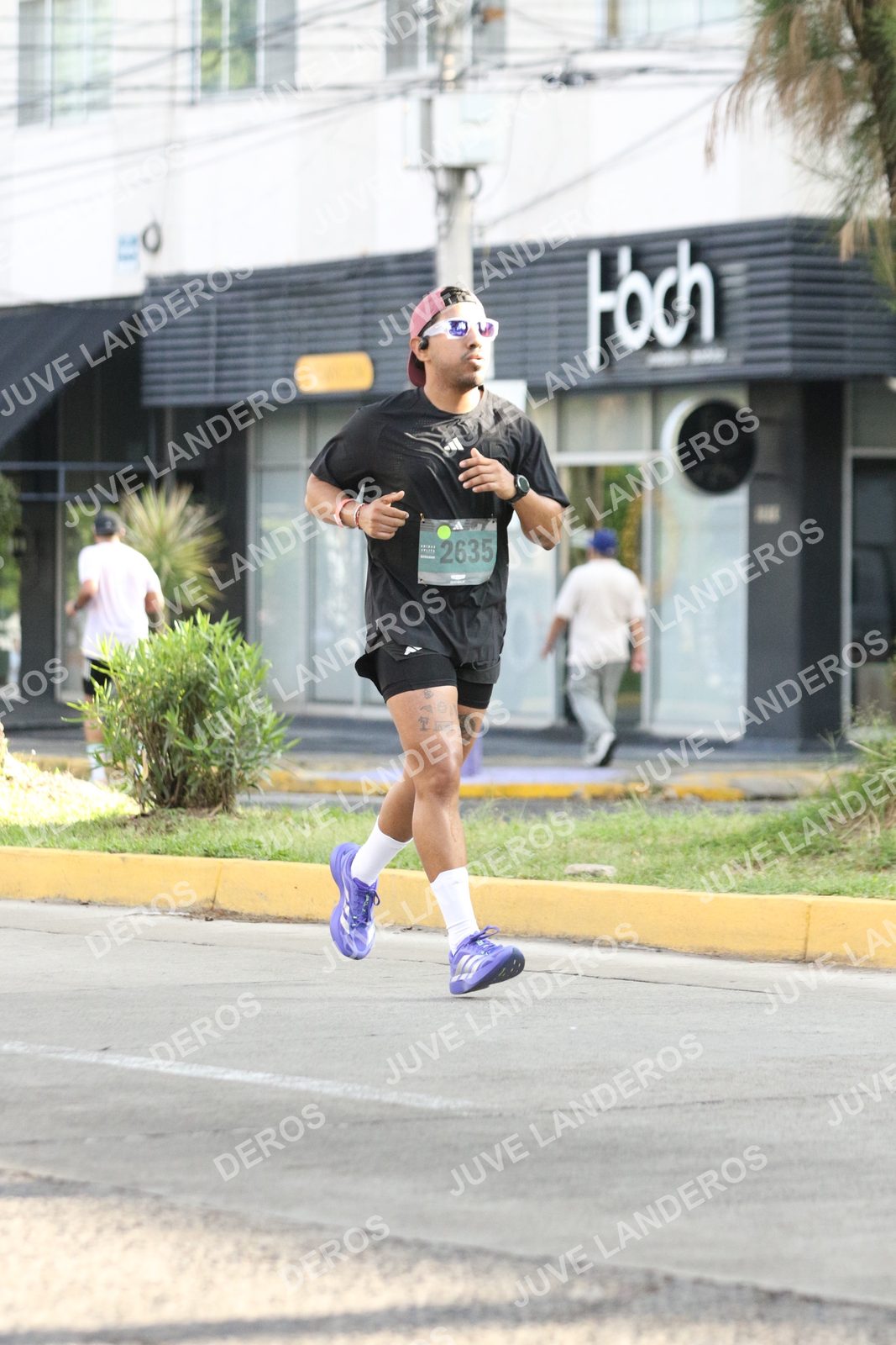 Foto de ADIDAS SPLITS GUADALAJARA 15K / 30K en Av. San Ignacio esquina Av. Ignacio L. Vallarta, Zapopan a las 08:46 · dorsal 2635