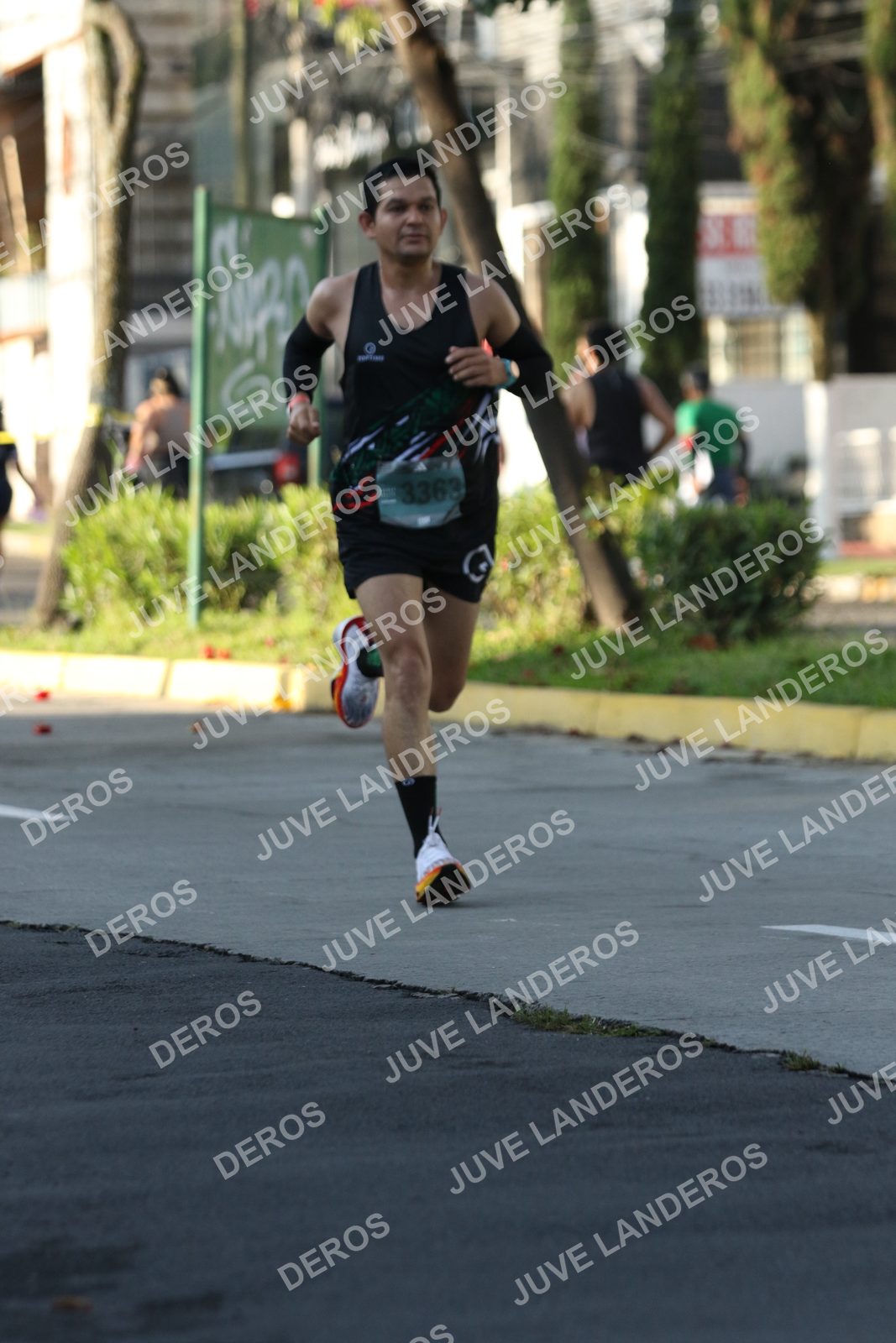 Foto de ADIDAS SPLITS GUADALAJARA 15K / 30K en Av. San Ignacio esquina Av. Ignacio L. Vallarta, Zapopan a las 08:08 · dorsal 3363