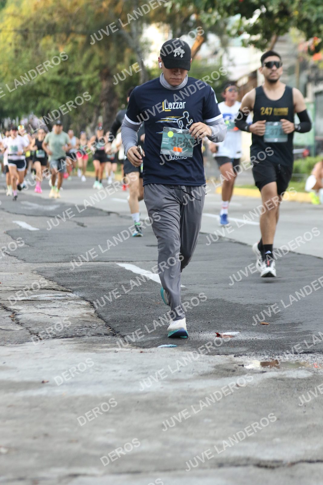 Foto de ADIDAS SPLITS GUADALAJARA 15K / 30K en Av. San Ignacio esquina Av. Ignacio L. Vallarta, Zapopan a las 07:07 · dorsal 247, 3565