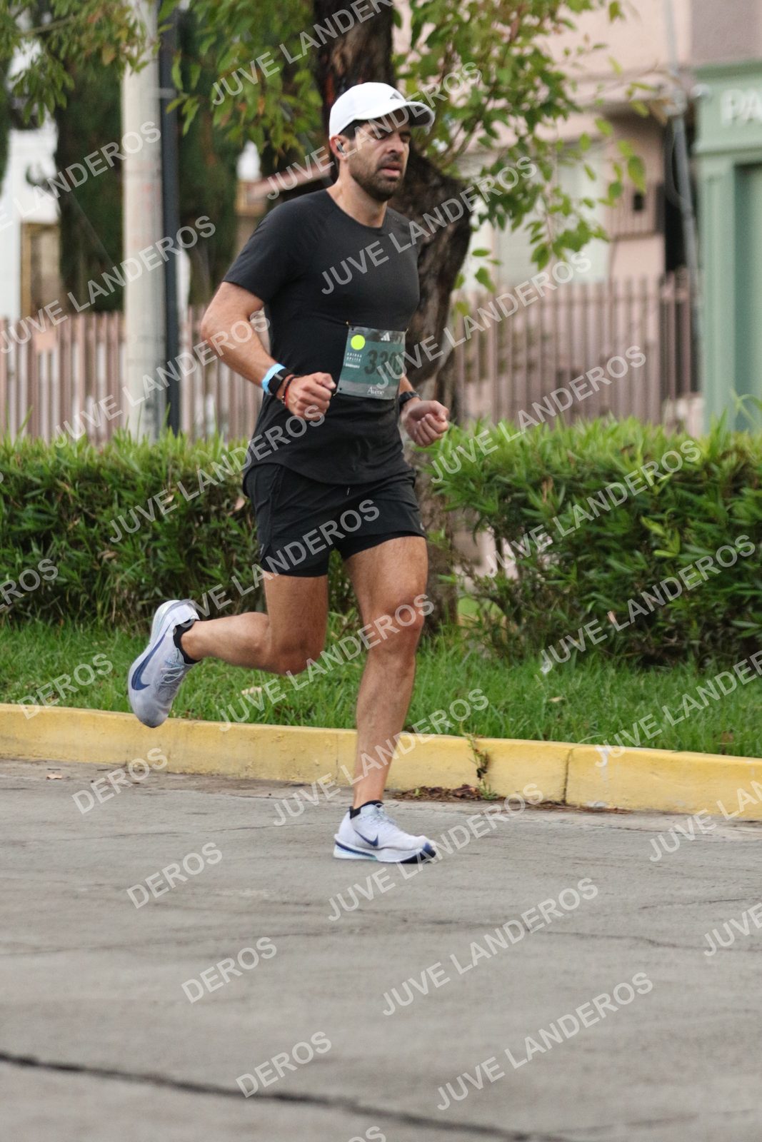 Foto de ADIDAS SPLITS GUADALAJARA 15K / 30K en Av. San Ignacio esquina Av. Ignacio L. Vallarta, Zapopan a las 06:50 · dorsal 3305