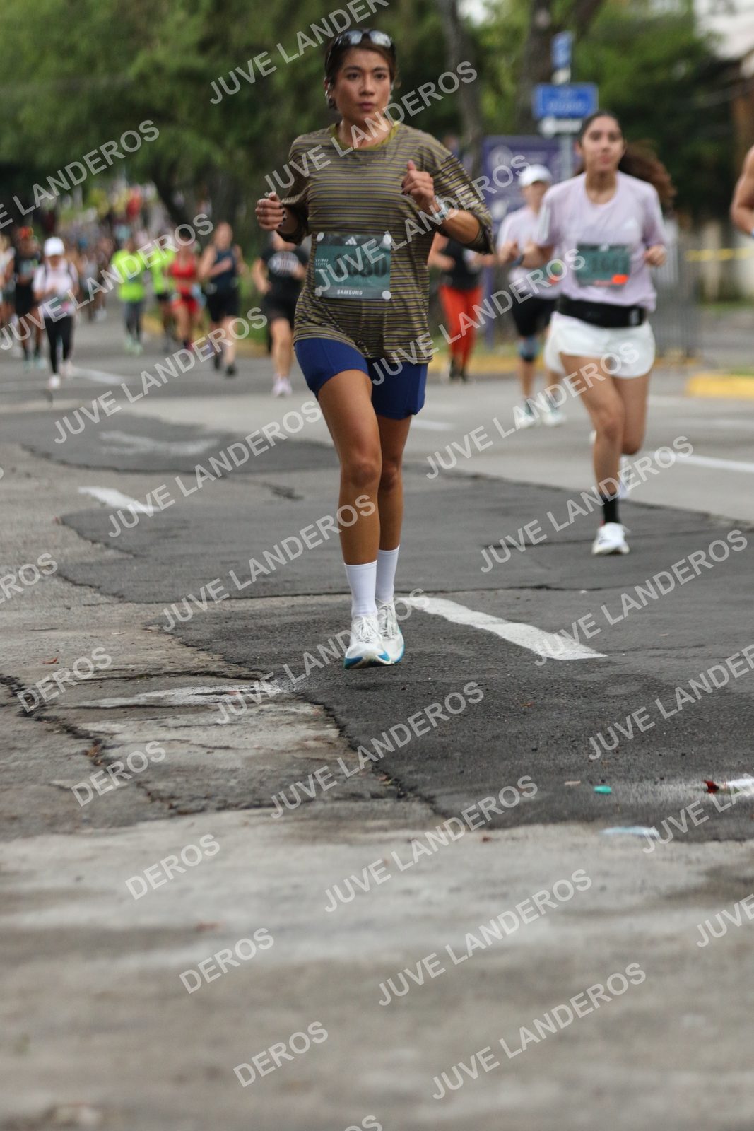 Foto de ADIDAS SPLITS GUADALAJARA 15K / 30K en Av. San Ignacio esquina Av. Ignacio L. Vallarta, Zapopan a las 06:57 · dorsal 1080