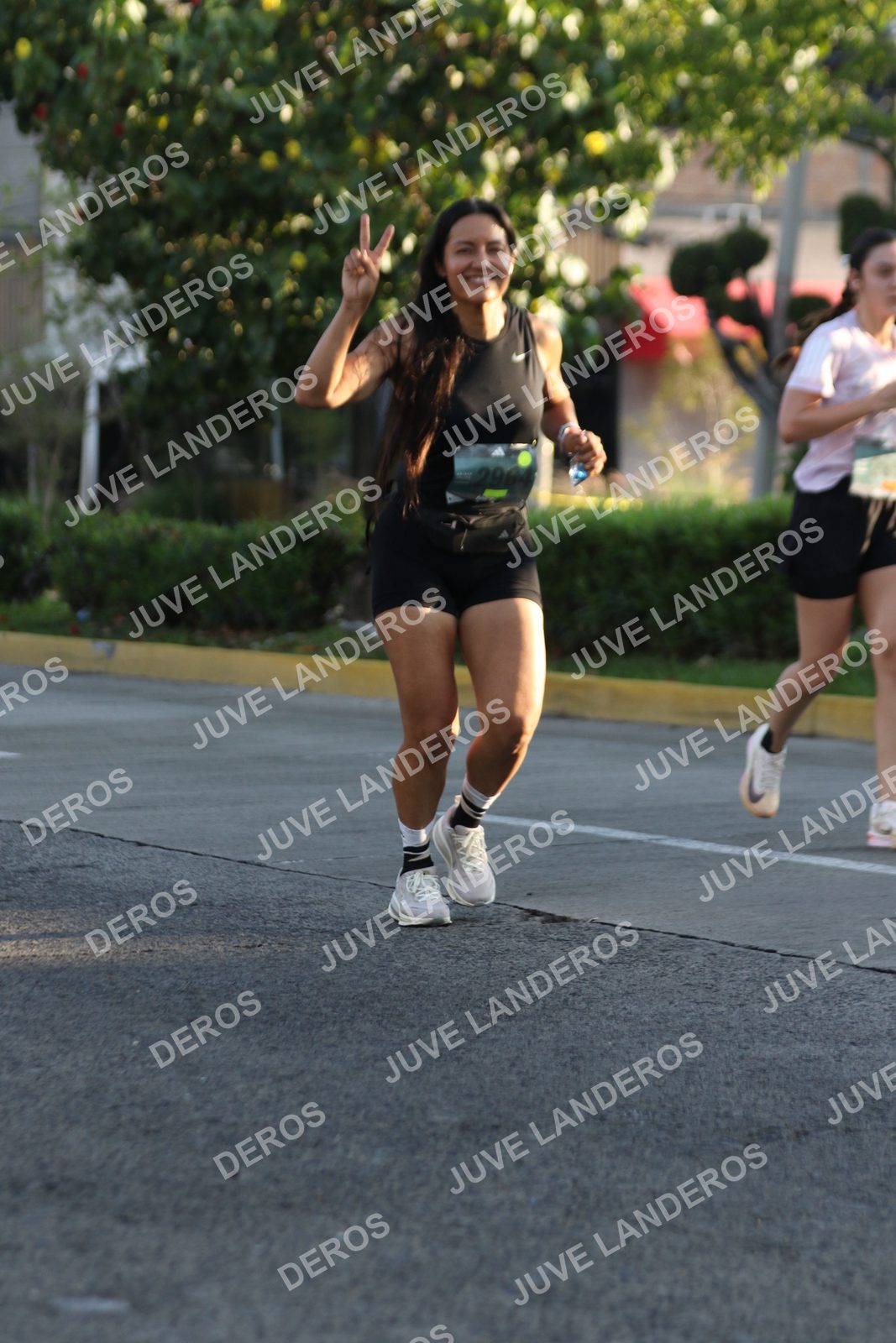 Foto de ADIDAS SPLITS GUADALAJARA 15K / 30K en Av. San Ignacio esquina Av. Ignacio L. Vallarta, Zapopan a las 07:49 · dorsal 296