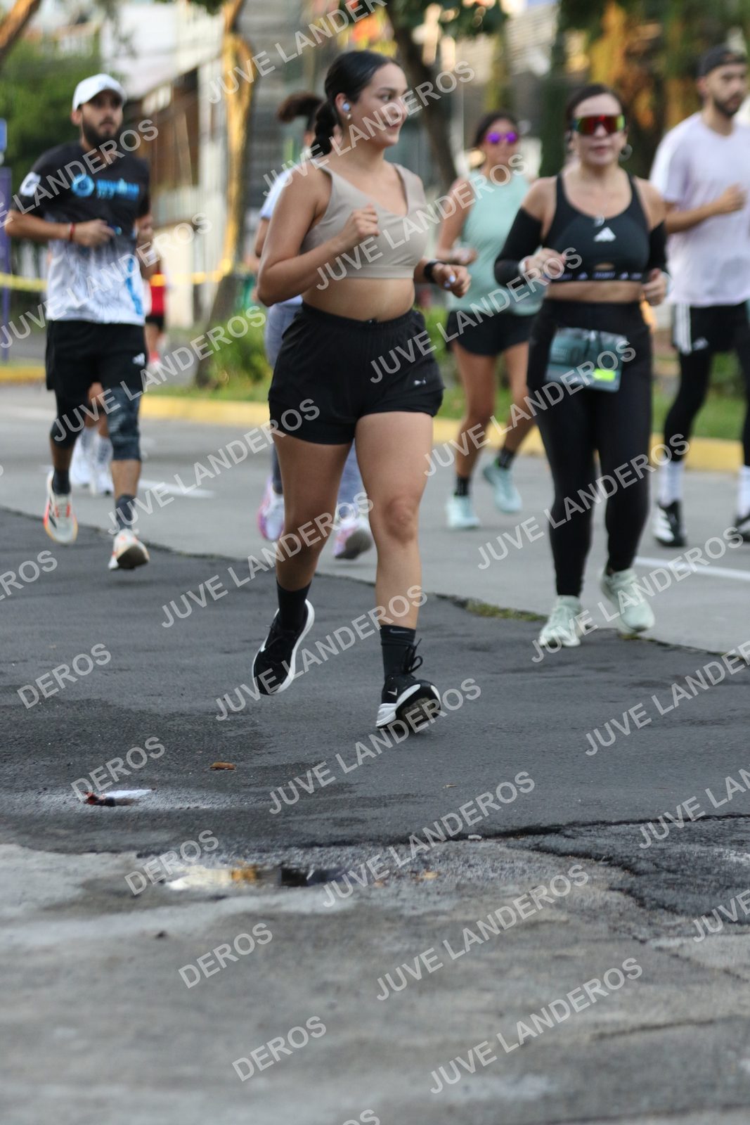 Foto de ADIDAS SPLITS GUADALAJARA 15K / 30K en Av. San Ignacio esquina Av. Ignacio L. Vallarta, Zapopan a las 07:10