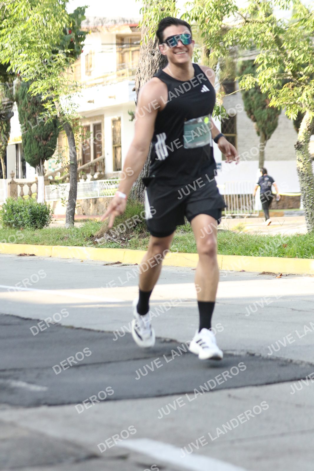 Foto de ADIDAS SPLITS GUADALAJARA 15K / 30K en Av. San Ignacio esquina Av. Ignacio L. Vallarta, Zapopan a las 08:27 · dorsal 16