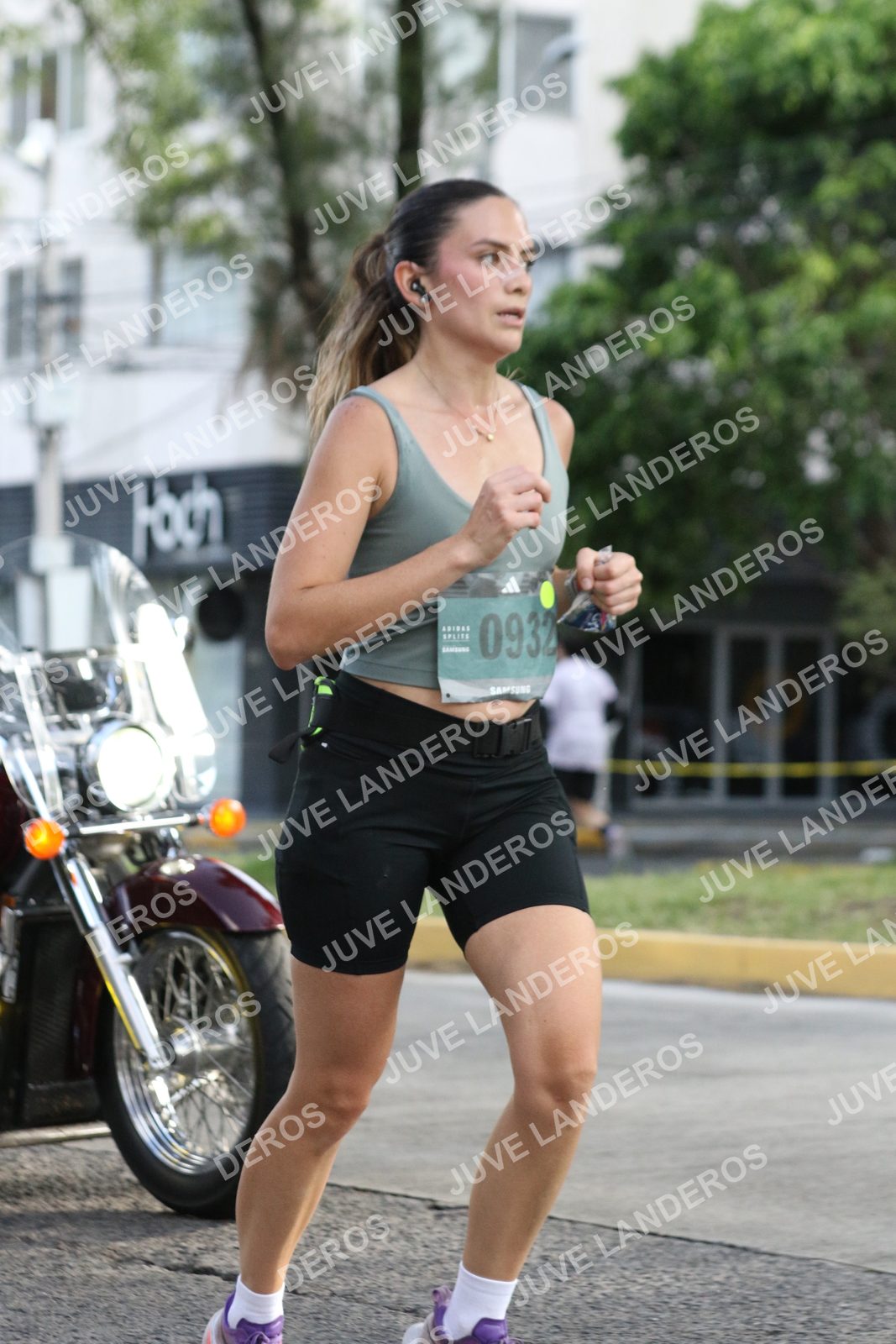 Foto de ADIDAS SPLITS GUADALAJARA 15K / 30K en Av. San Ignacio esquina Av. Ignacio L. Vallarta, Zapopan a las 08:47 · dorsal 932