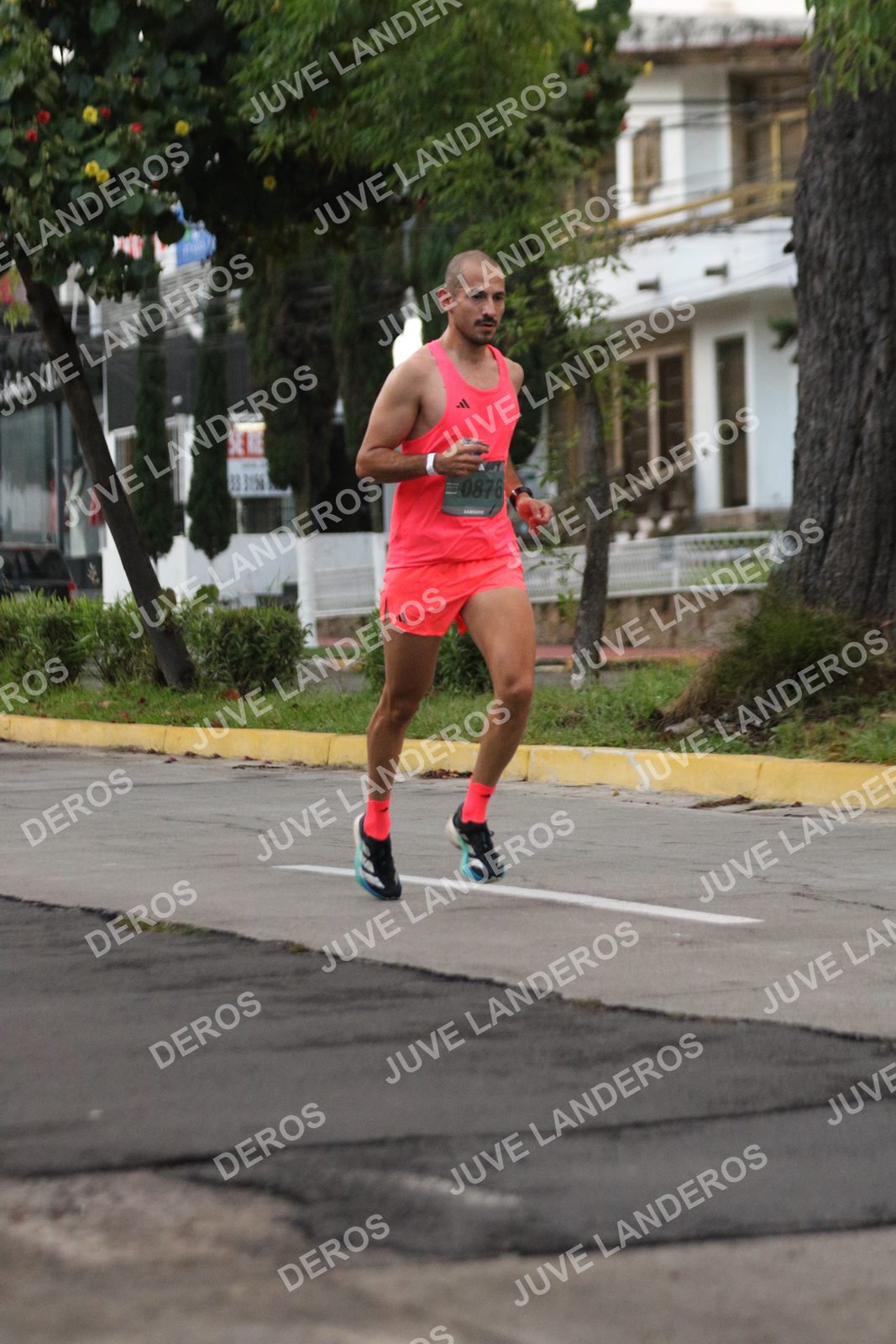 Foto de ADIDAS SPLITS GUADALAJARA 15K / 30K en Av. San Ignacio esquina Av. Ignacio L. Vallarta, Zapopan a las 06:46 · dorsal 876