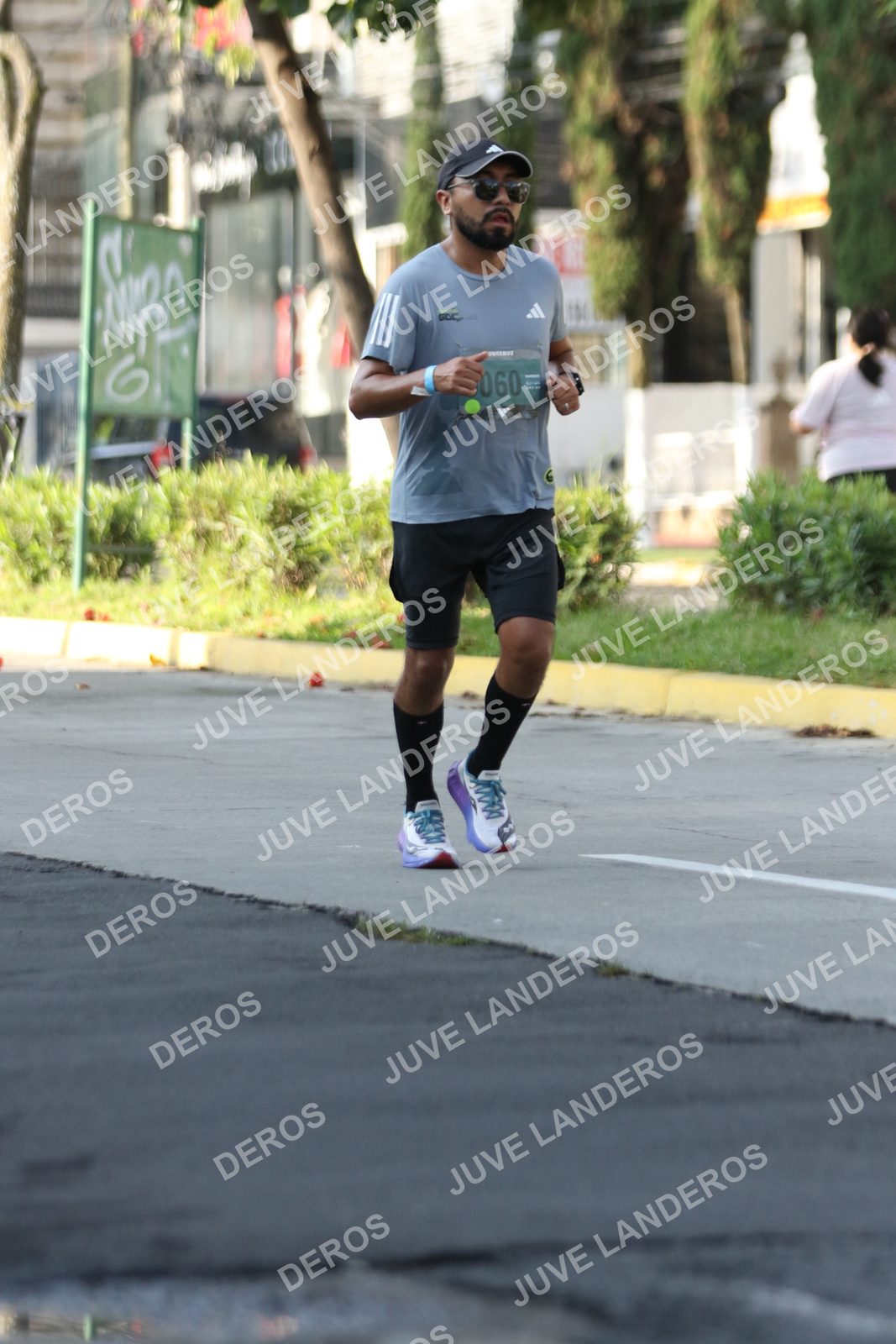 Foto de ADIDAS SPLITS GUADALAJARA 15K / 30K en Av. San Ignacio esquina Av. Ignacio L. Vallarta, Zapopan a las 08:22 · dorsal 60