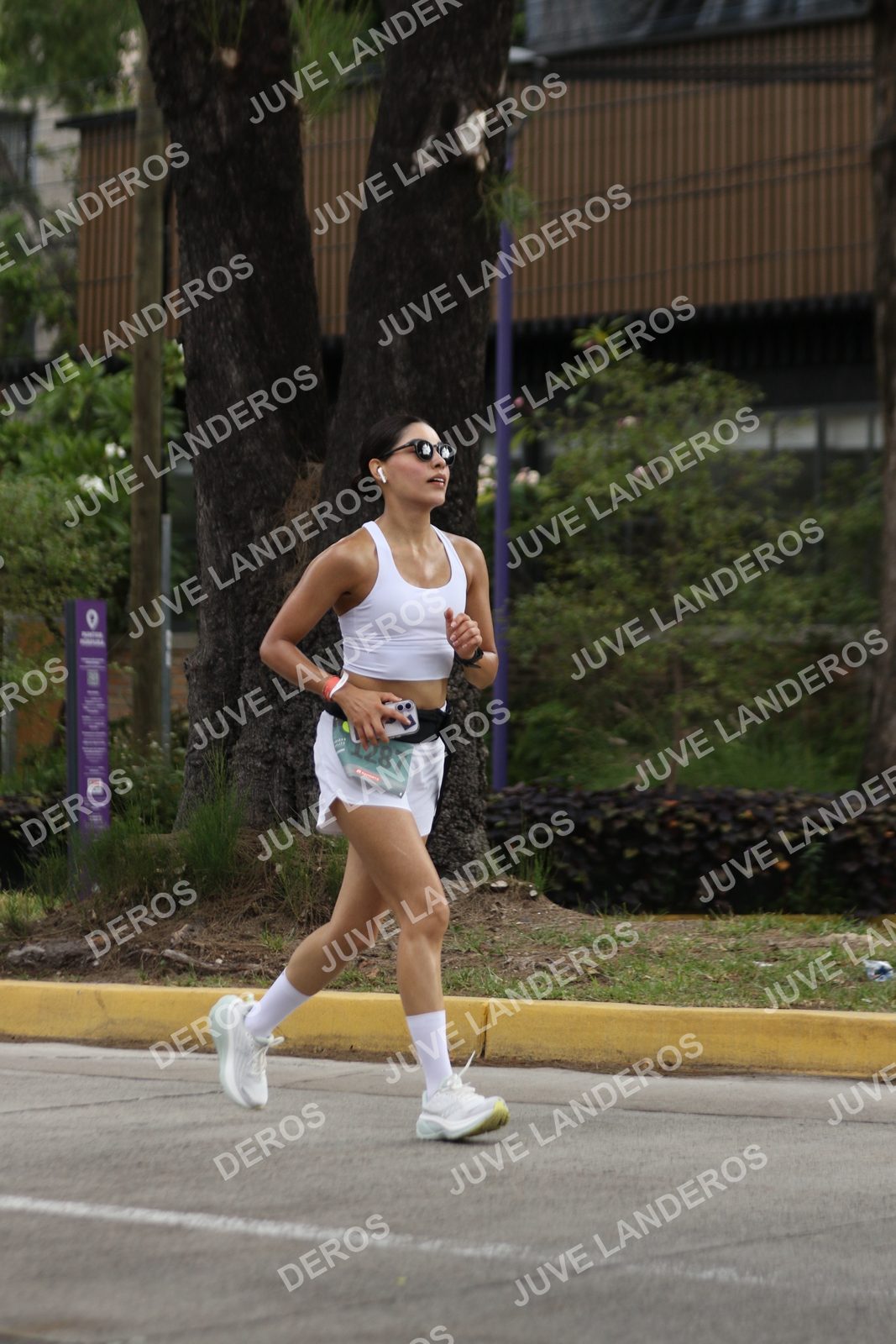 Foto de ADIDAS SPLITS GUADALAJARA 15K / 30K en Av. San Ignacio esquina Av. Ignacio L. Vallarta, Zapopan a las 09:04 · dorsal 1287