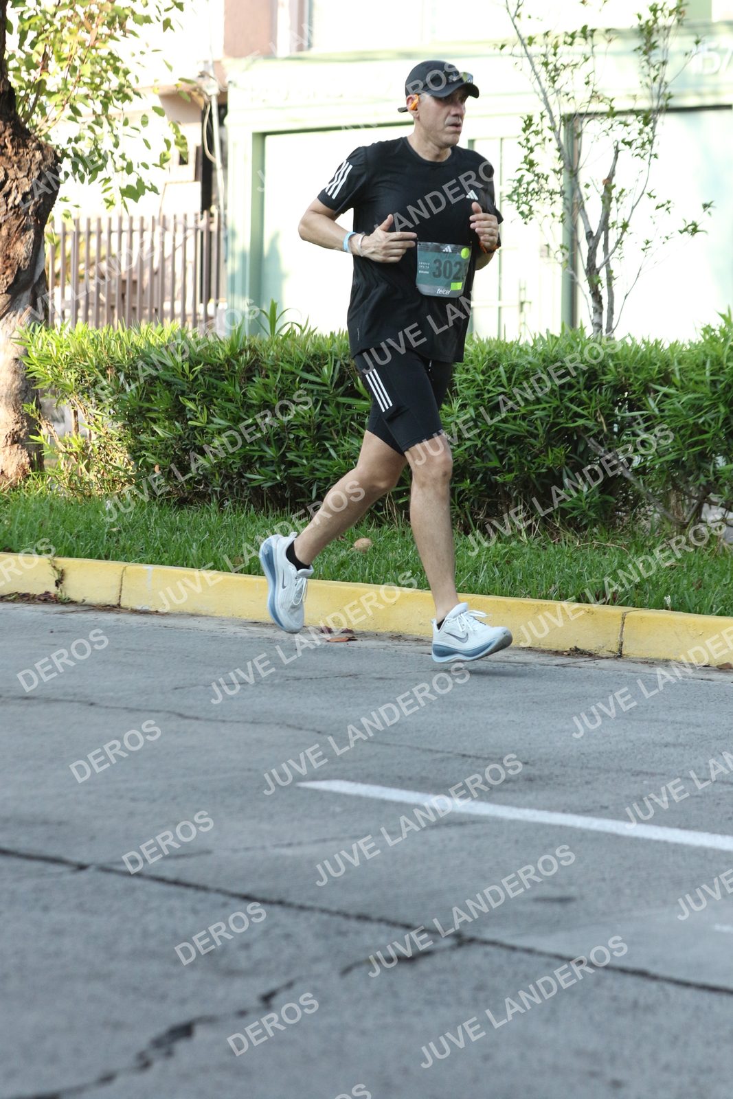 Foto de ADIDAS SPLITS GUADALAJARA 15K / 30K en Av. San Ignacio esquina Av. Ignacio L. Vallarta, Zapopan a las 08:02 · dorsal 302