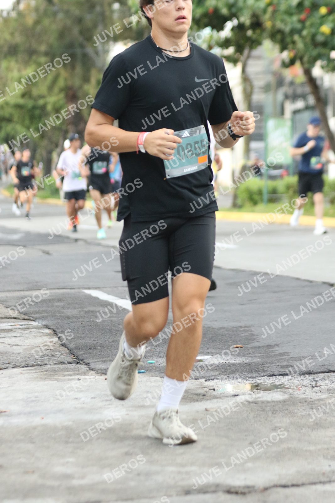 Foto de ADIDAS SPLITS GUADALAJARA 15K / 30K en Av. San Ignacio esquina Av. Ignacio L. Vallarta, Zapopan a las 07:03 · dorsal 855