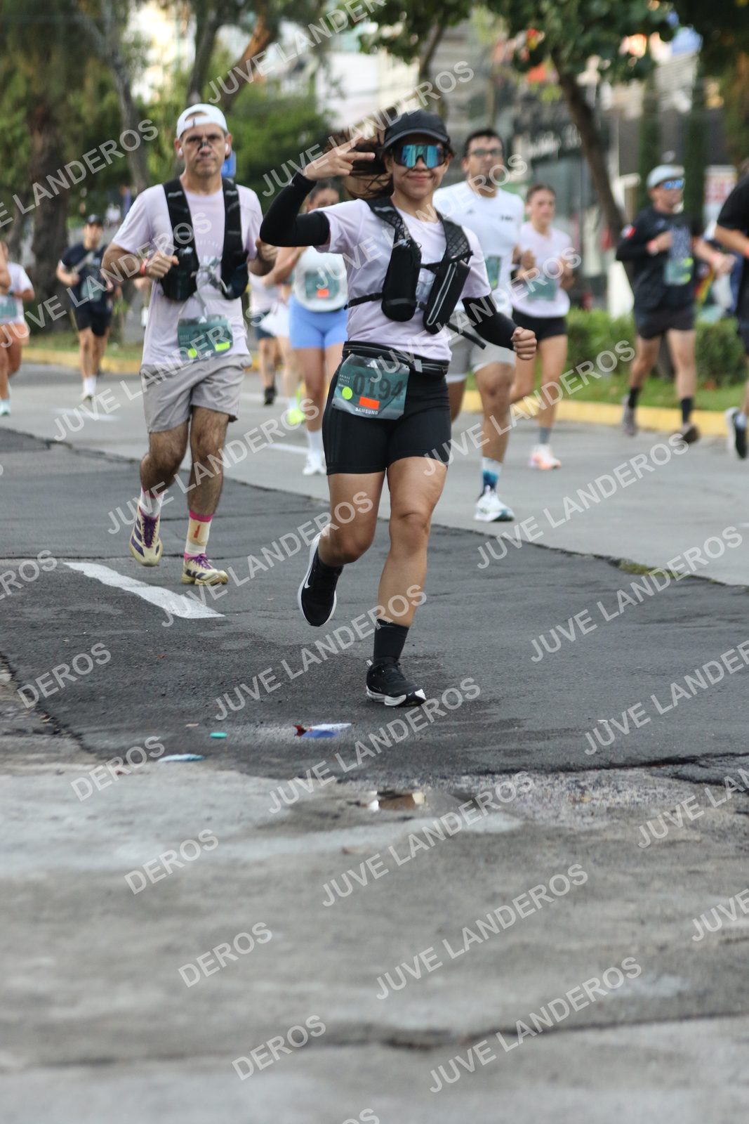 Foto de ADIDAS SPLITS GUADALAJARA 15K / 30K en Av. San Ignacio esquina Av. Ignacio L. Vallarta, Zapopan a las 07:06 · dorsal 3745, 194