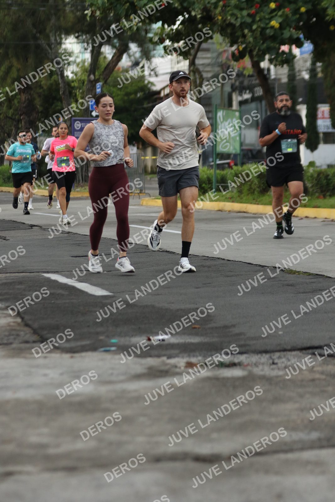 Foto de ADIDAS SPLITS GUADALAJARA 15K / 30K en Av. San Ignacio esquina Av. Ignacio L. Vallarta, Zapopan a las 06:59