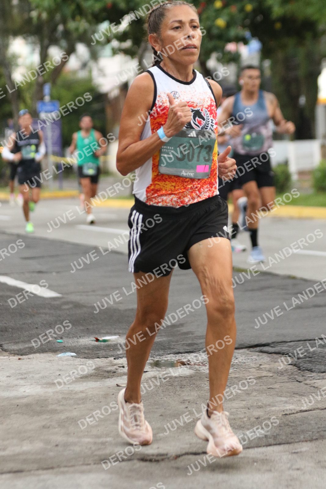 Foto de ADIDAS SPLITS GUADALAJARA 15K / 30K en Av. San Ignacio esquina Av. Ignacio L. Vallarta, Zapopan a las 06:53 · dorsal 3073