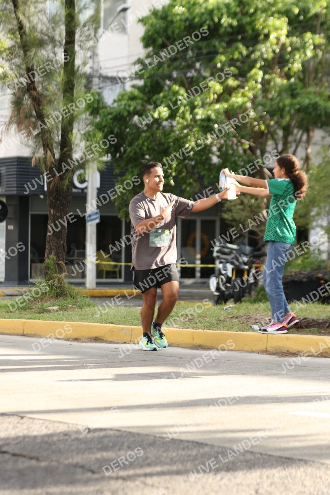 Foto de ADIDAS SPLITS GUADALAJARA 15K / 30K en Av. San Ignacio esquina Av. Ignacio L. Vallarta, Zapopan a las 08:59