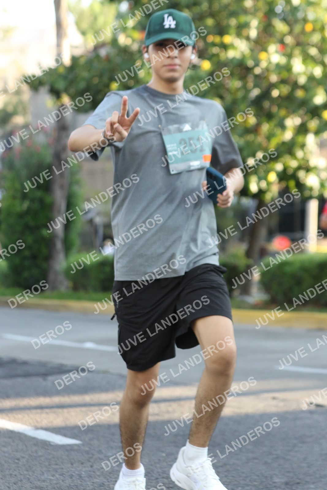 Foto de ADIDAS SPLITS GUADALAJARA 15K / 30K en Av. San Ignacio esquina Av. Ignacio L. Vallarta, Zapopan a las 07:52 · dorsal 251