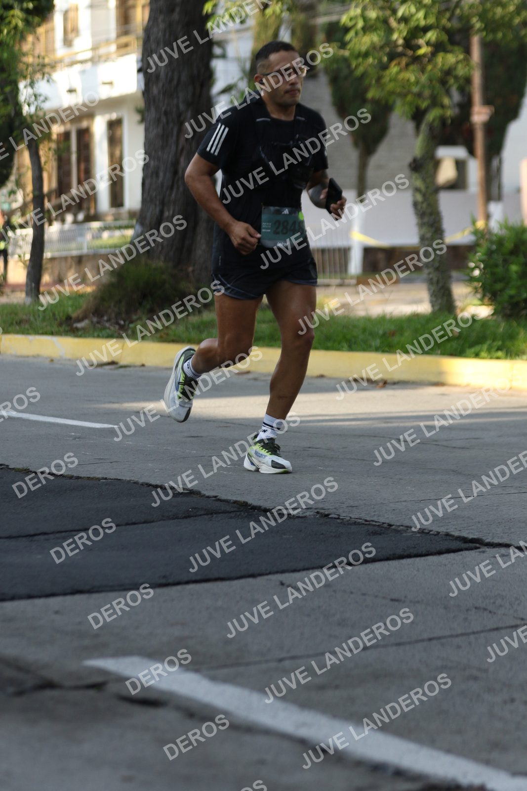 Foto de ADIDAS SPLITS GUADALAJARA 15K / 30K en Av. San Ignacio esquina Av. Ignacio L. Vallarta, Zapopan a las 08:20 · dorsal 2848