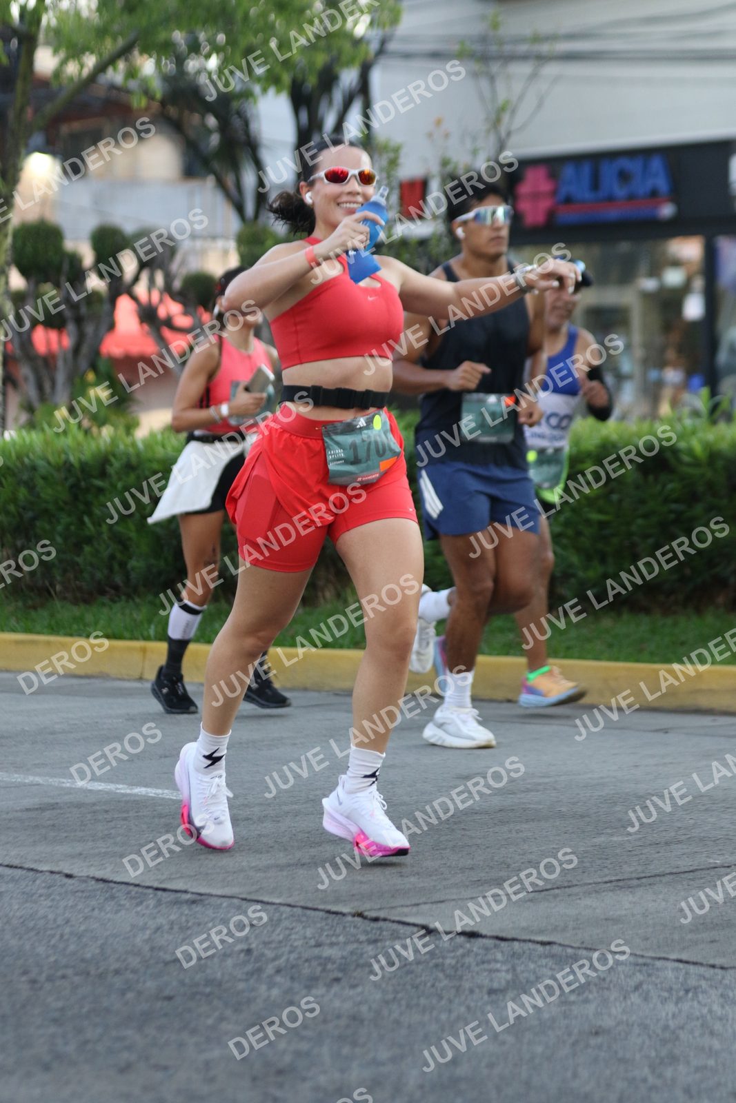 Foto de ADIDAS SPLITS GUADALAJARA 15K / 30K en Av. San Ignacio esquina Av. Ignacio L. Vallarta, Zapopan a las 07:33 · dorsal 11, 1700