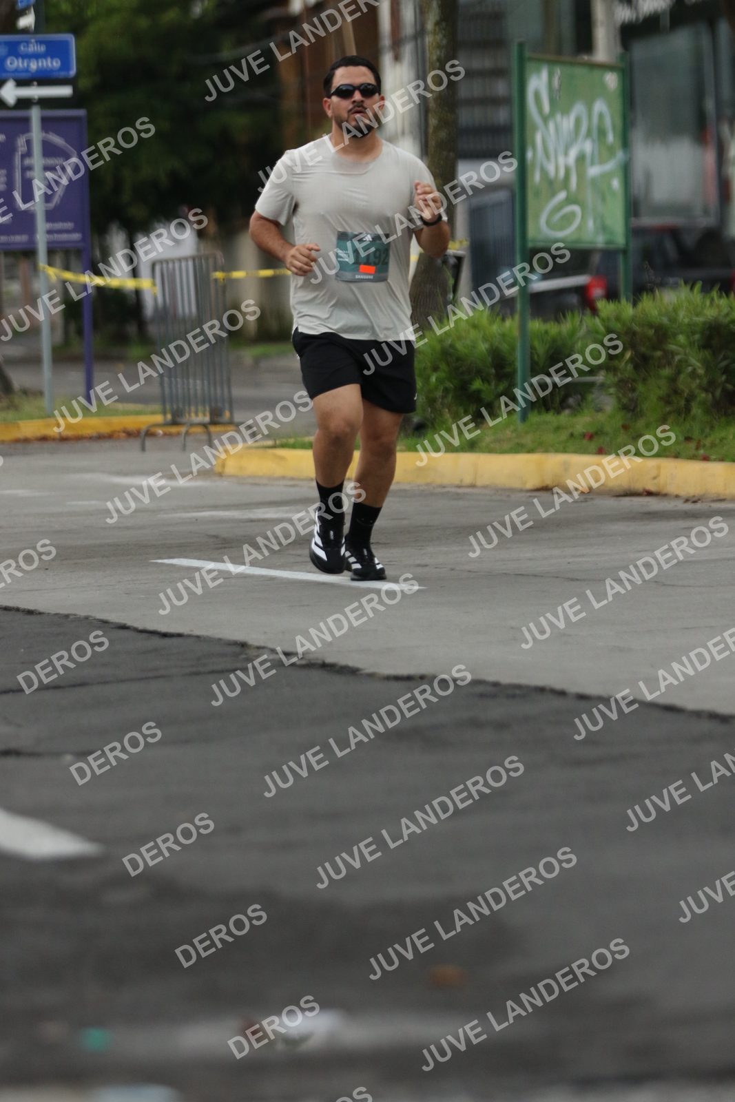 Foto de ADIDAS SPLITS GUADALAJARA 15K / 30K en Av. San Ignacio esquina Av. Ignacio L. Vallarta, Zapopan a las 06:57 · dorsal 1192