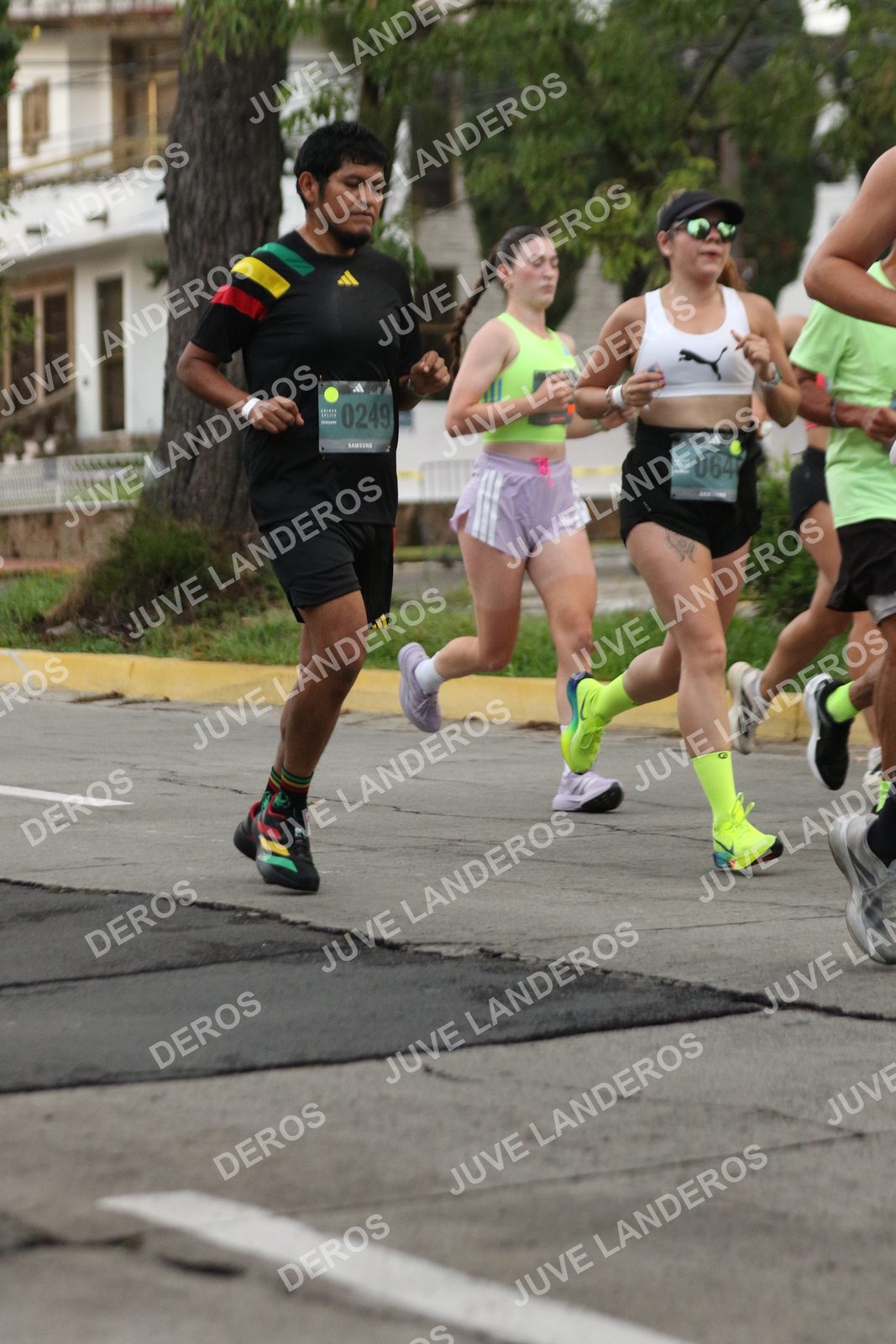Foto de ADIDAS SPLITS GUADALAJARA 15K / 30K en Av. San Ignacio esquina Av. Ignacio L. Vallarta, Zapopan a las 06:52 · dorsal 249