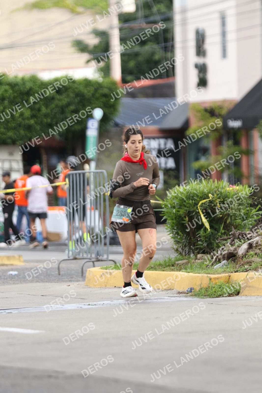 Foto de ADIDAS SPLITS GUADALAJARA 15K / 30K en Av. San Ignacio esquina Av. Ignacio L. Vallarta, Zapopan a las 09:05
