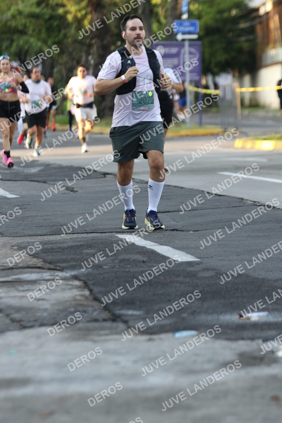 Foto de ADIDAS SPLITS GUADALAJARA 15K / 30K en Av. San Ignacio esquina Av. Ignacio L. Vallarta, Zapopan a las 07:15 · dorsal 2079