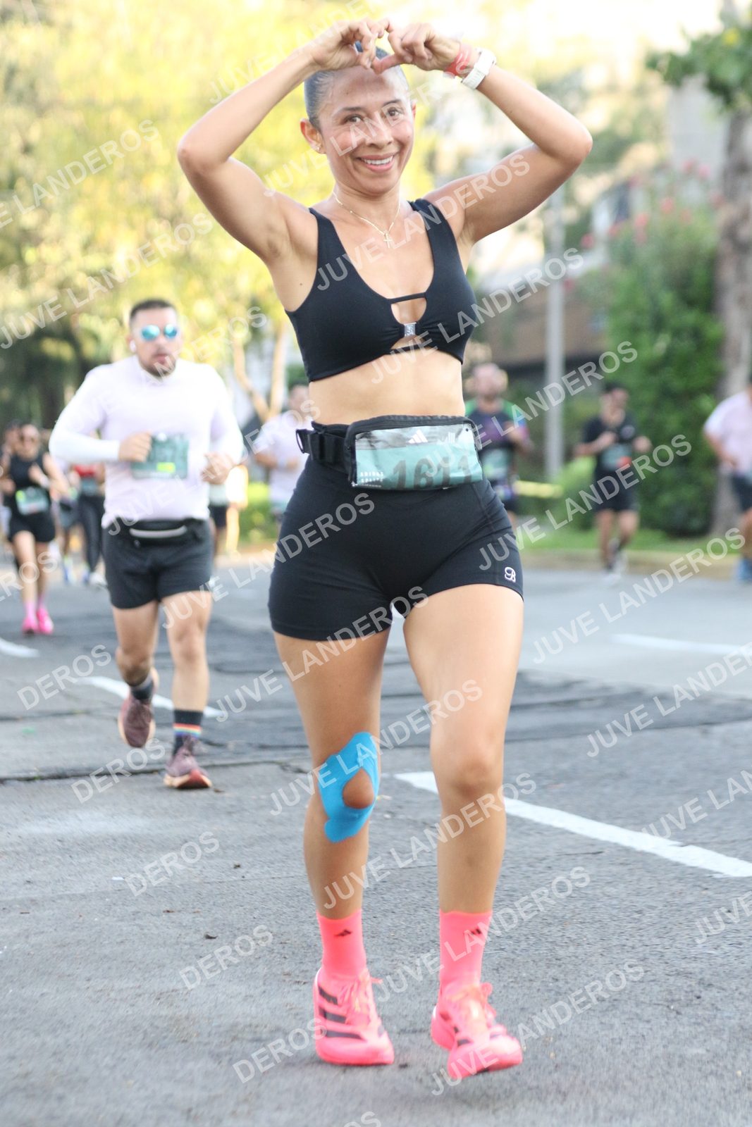 Foto de ADIDAS SPLITS GUADALAJARA 15K / 30K en Av. San Ignacio esquina Av. Ignacio L. Vallarta, Zapopan a las 07:36 · dorsal 1611