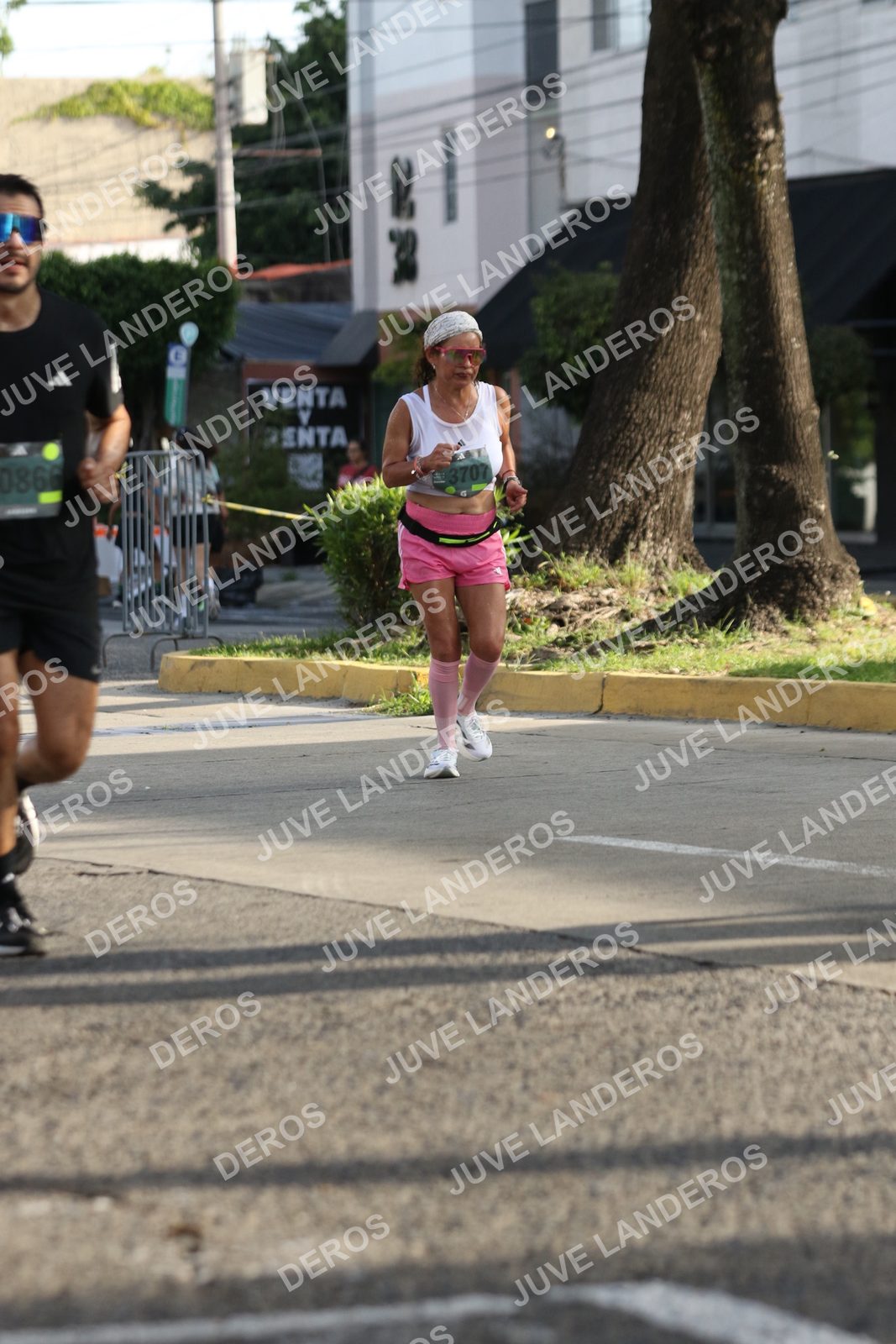 Foto de ADIDAS SPLITS GUADALAJARA 15K / 30K en Av. San Ignacio esquina Av. Ignacio L. Vallarta, Zapopan a las 08:49 · dorsal 3707, 866
