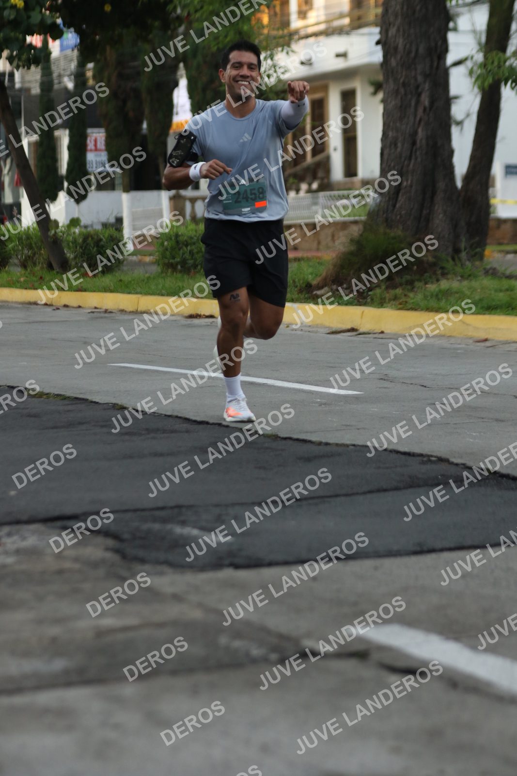 Foto de ADIDAS SPLITS GUADALAJARA 15K / 30K en Av. San Ignacio esquina Av. Ignacio L. Vallarta, Zapopan a las 07:04 · dorsal 2458