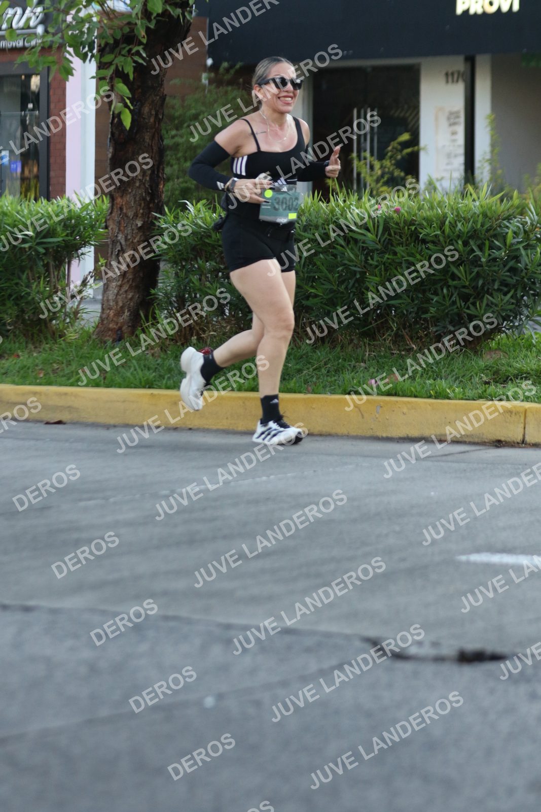 Foto de ADIDAS SPLITS GUADALAJARA 15K / 30K en Av. San Ignacio esquina Av. Ignacio L. Vallarta, Zapopan a las 07:39 · dorsal 117, 3002